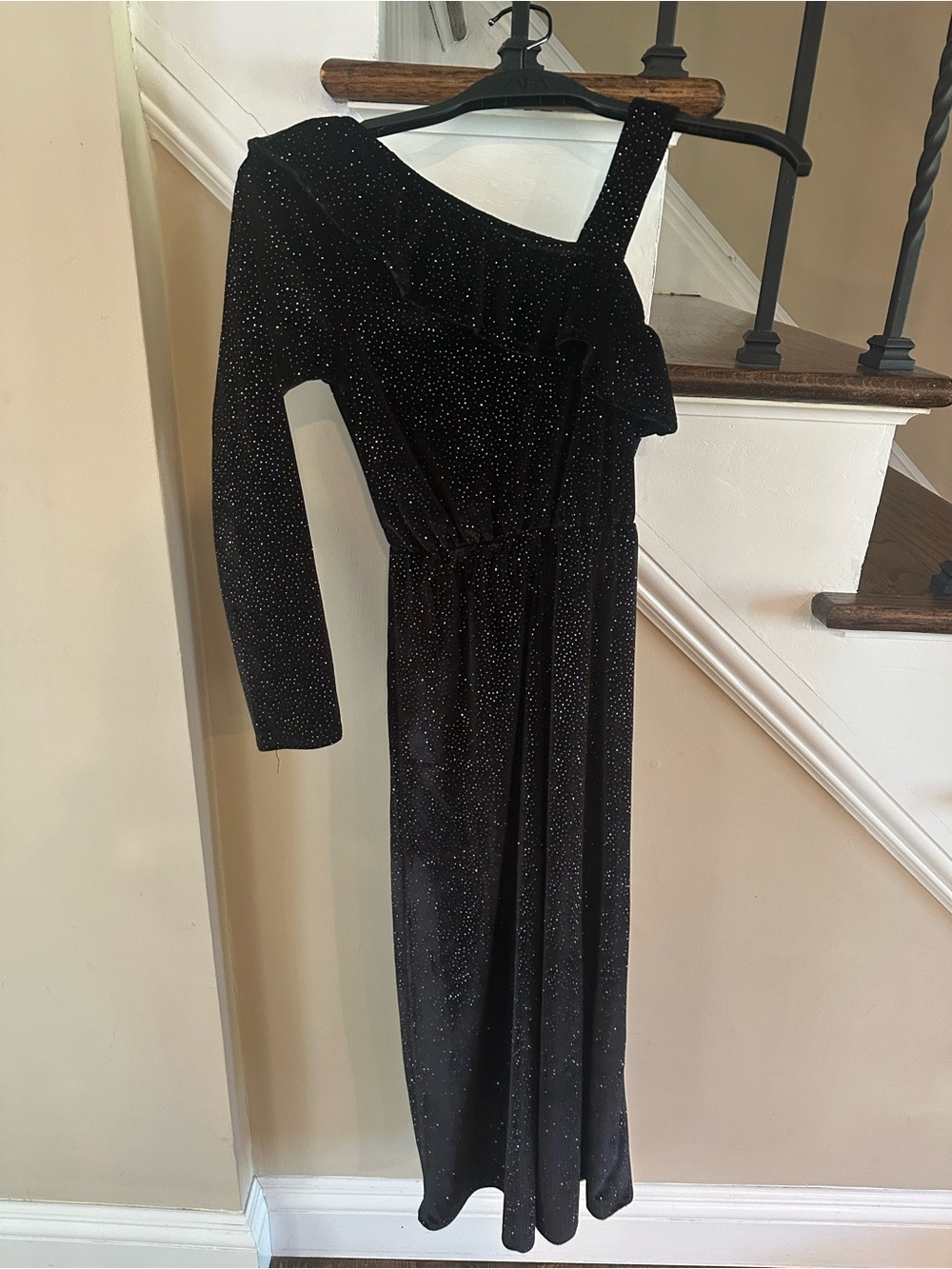 Girls NWOT Zara Black One-Shoulder Glitter Jumpsuit